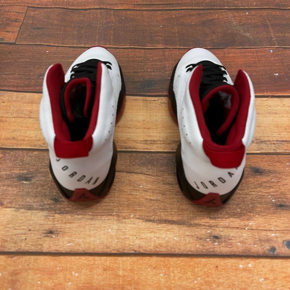 Jordan Men's Lift Off White Basketball Shoes - Picture 4 of 6